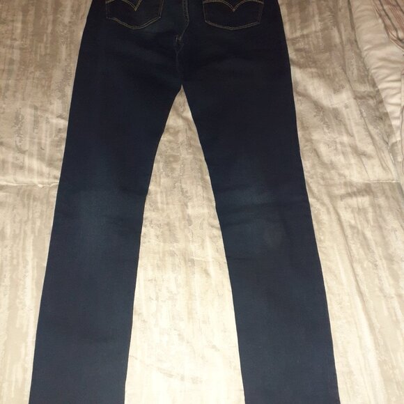 Levi's Blue Jeans - Picture 4 of 4